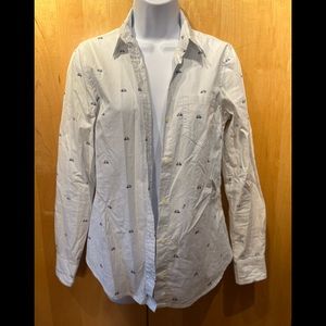 Woman’s blouse sz xs. Gap brand. White w/bicycles print. Button up.